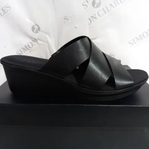 BOXED NATURALIZER HIGH HEELED OPEN TOE RIPPLE SHOES - SIZE 7
