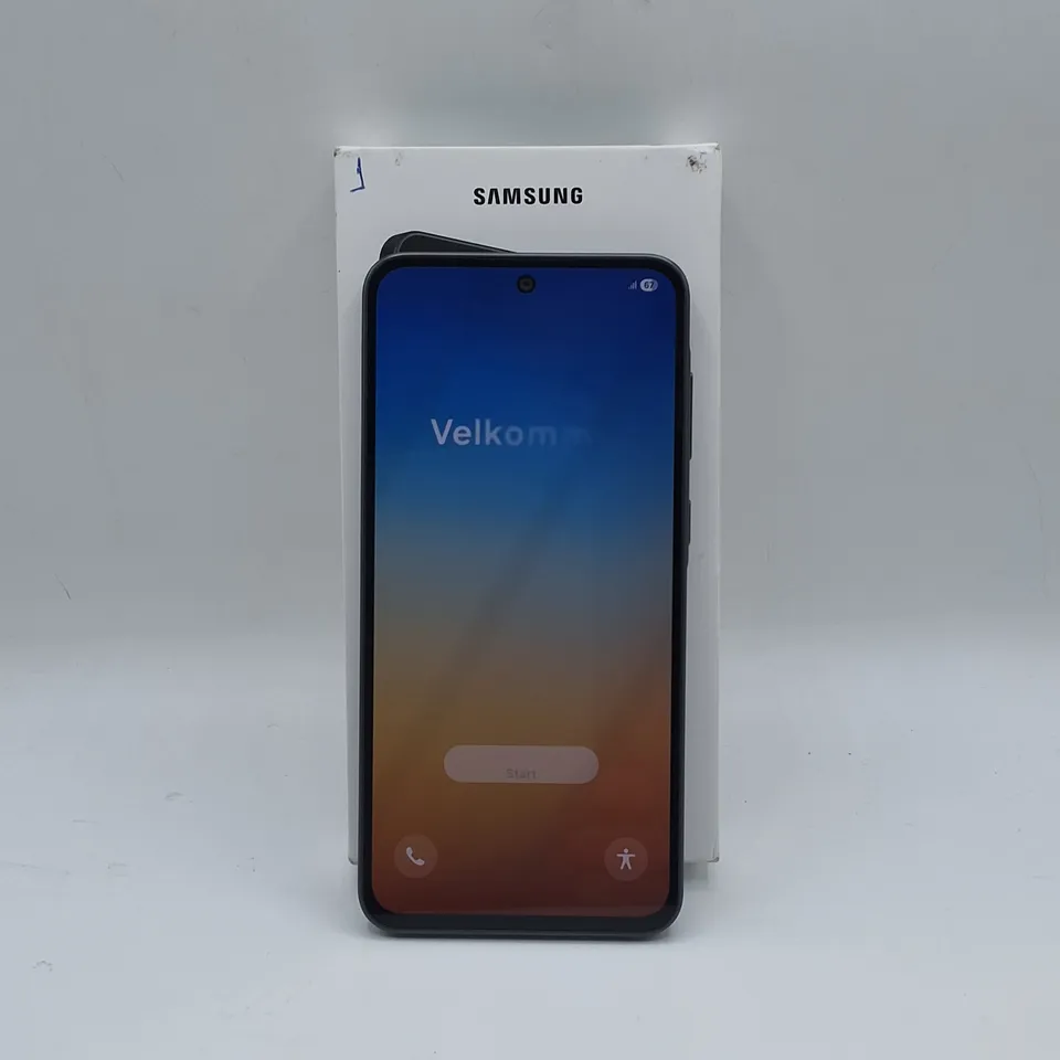 BOXED SAMSUNG GALAXY A36 5G 8/256GB IN BLACK - SM-A366B