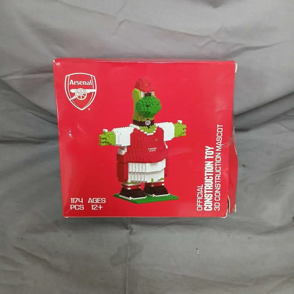 ARSENAL OFFICIAL CONSTRUCTION TOY MASCOT – 1174 PIECES 