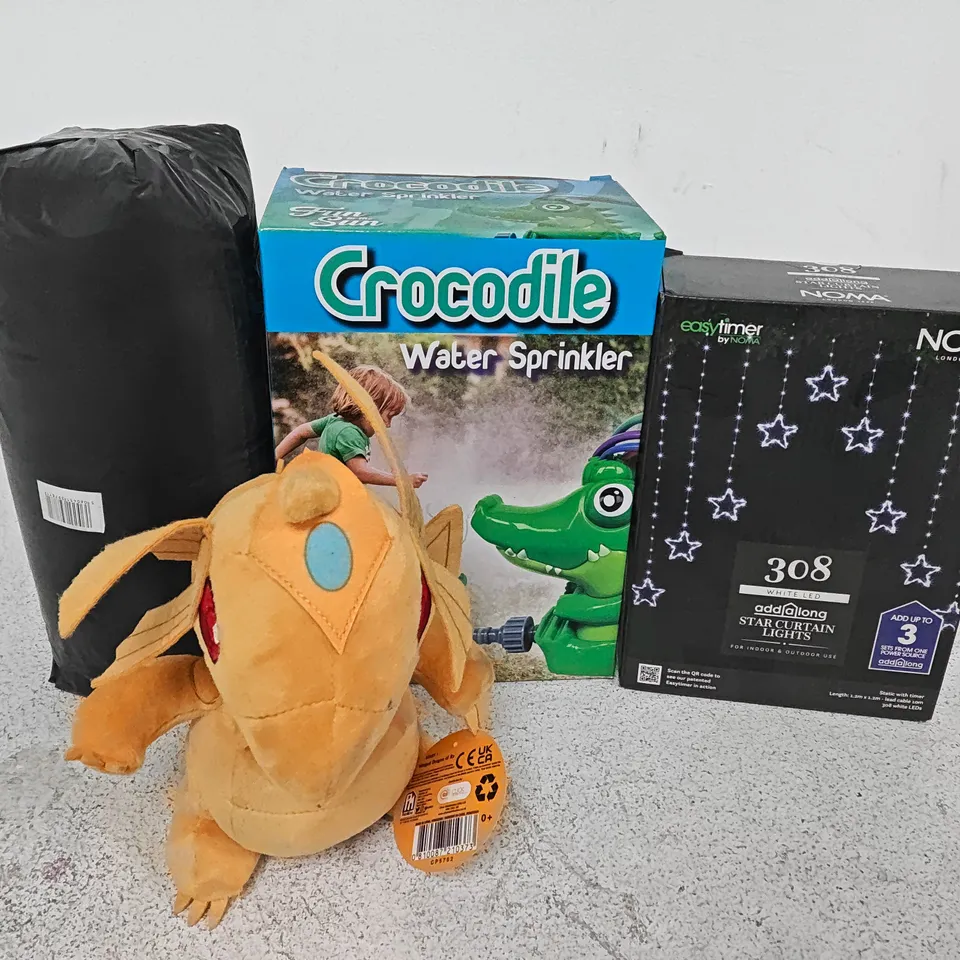 LOT OF 9 ASSORTED ITEMS TO INCLUDE YU-GI-OH PLUSHIES, CROCODILE WATER SPRINKLER AND STAR CURTAIN RAIN LIGHTS