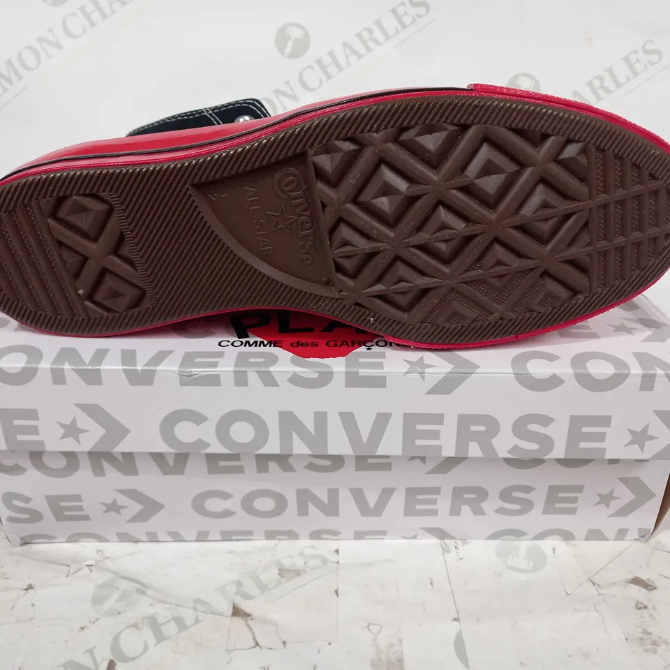 BOXED PAIR OF CONVERSE ALL STAR PLAY CANVAS SHOES IN BLACK/RED UK SIZE 8.5