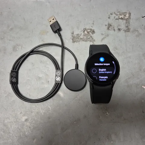 SAMSUNG GALAXY WATCH 4
