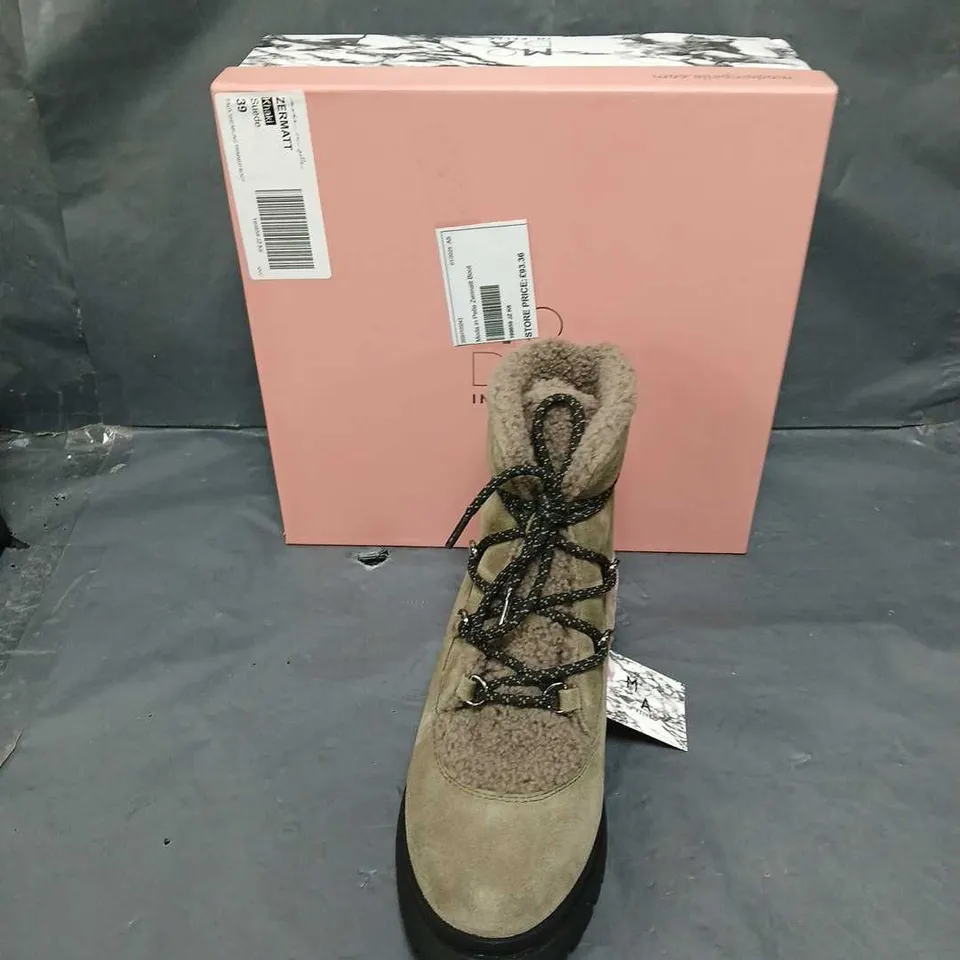 BOXED PAIR OF MODA IN PELLE ZERMATT KHAKI SIZE 39