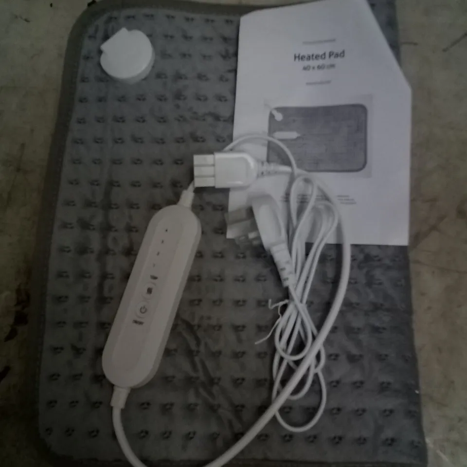 BOXED HEATED PAD 40CM X 60CM ( GREY )