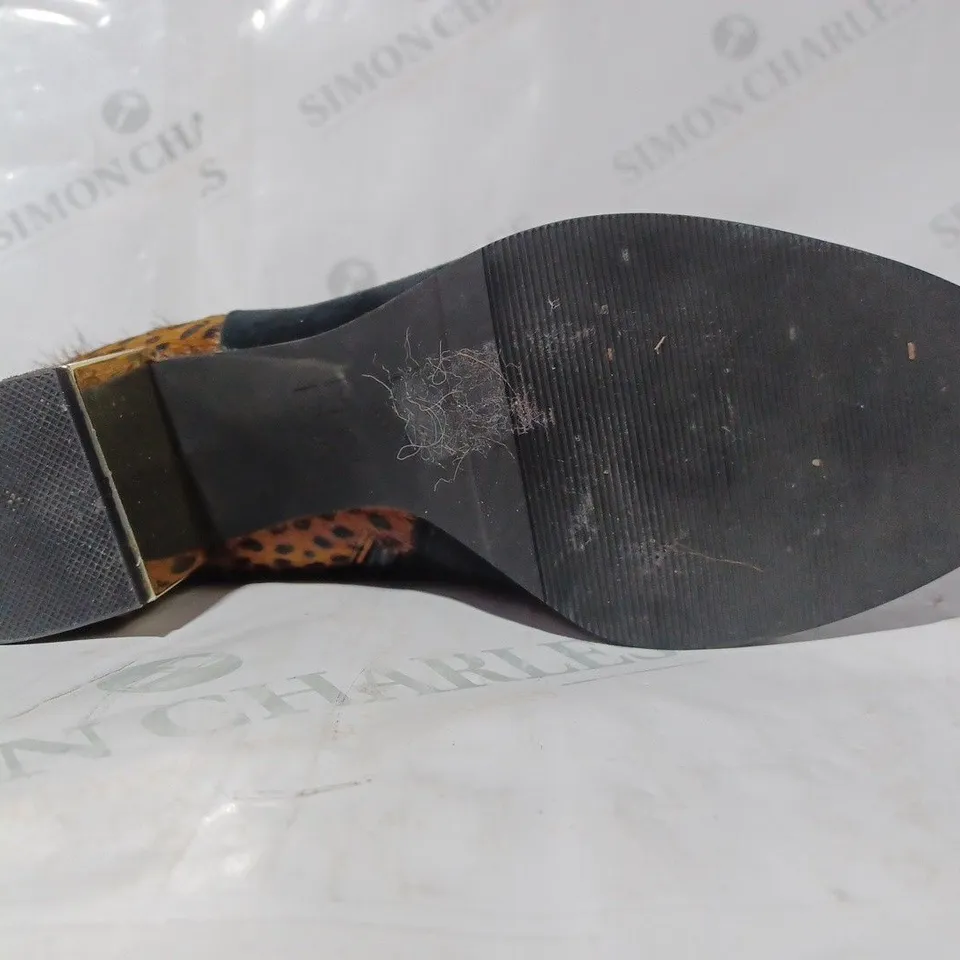 BOXED PAIR OF MODA IN PELLE TANCI KNEE BOOTS IN BLACK SUEDE AND LEOPARD PRINT - SIZE 6