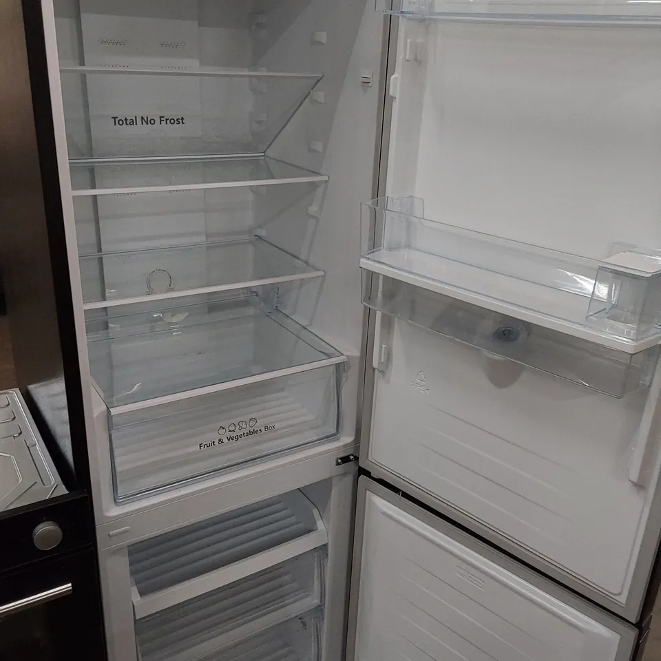 FRIDGEMASTER FRIDGE FREEZER WITH WATER DISPENCER BLACK 