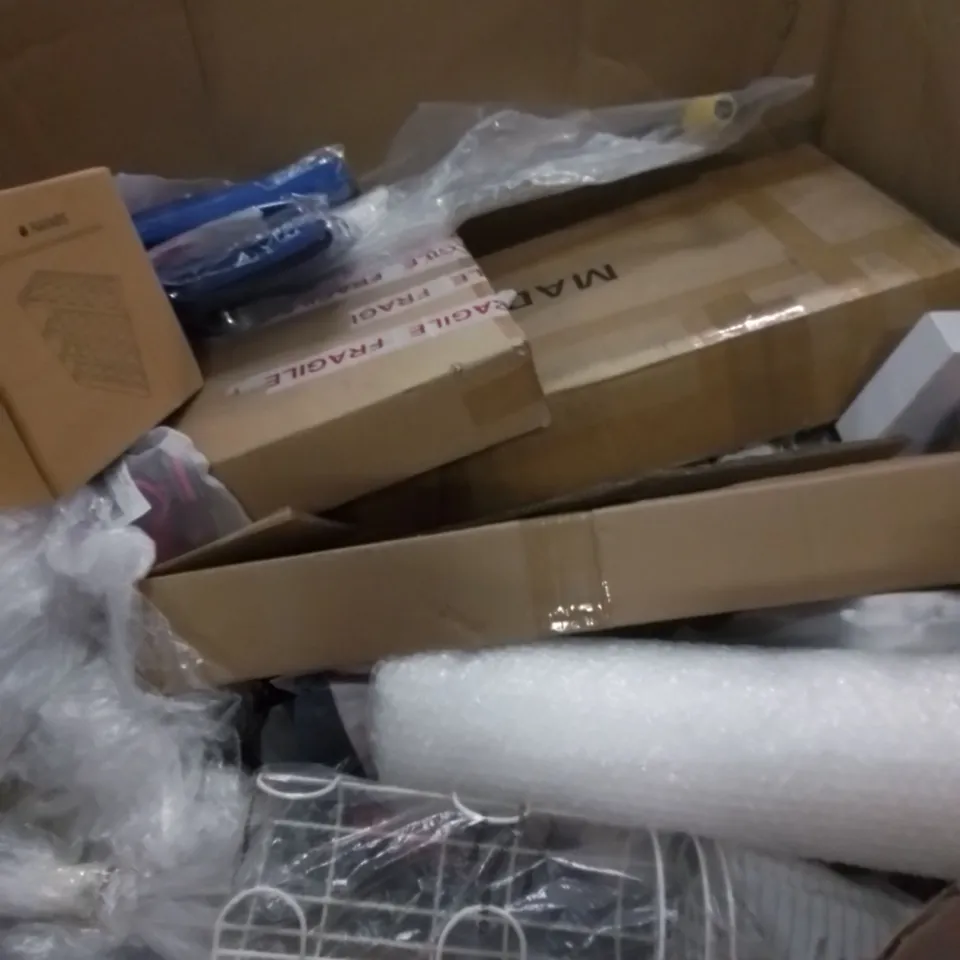 PALLET CONTAINING ASSORTED HOUSEHOLD & HOME IMPROVEMENT PRODUCTS. INCLUDES DOOR MAT, RUG, UTILITY CART, DOG HARNESS ETC 