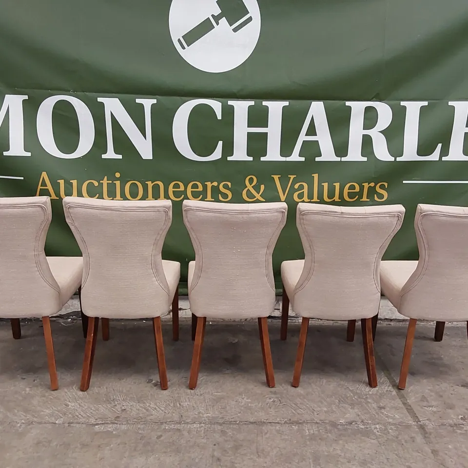 LOT OF 5X BEWLEY OATMEAL FABRIC BUTTON BACK DINING CHAIRS- DARK LEGS (5 ITEMS)