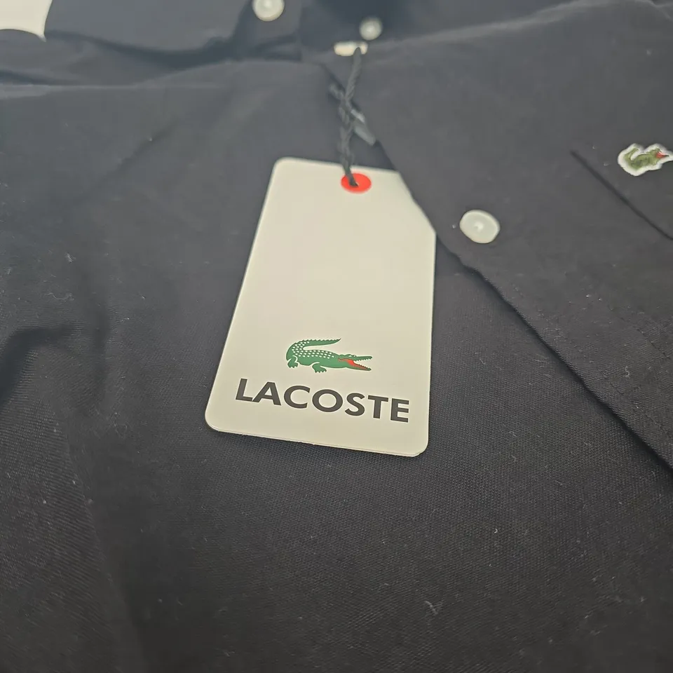 LACOSTE CUSTOM FIT SHIRT – MEN'S UK L (US L, FR42)