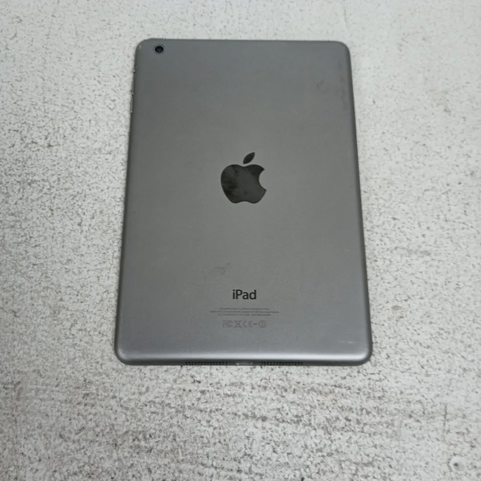 APPLE IPAD MINI – SILVER BACK