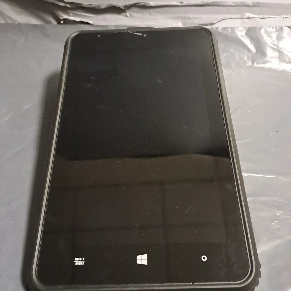 NEWLAND WINDOWS TABLET NQUIRE NQ800 2 WITH BARCODE SCANNER