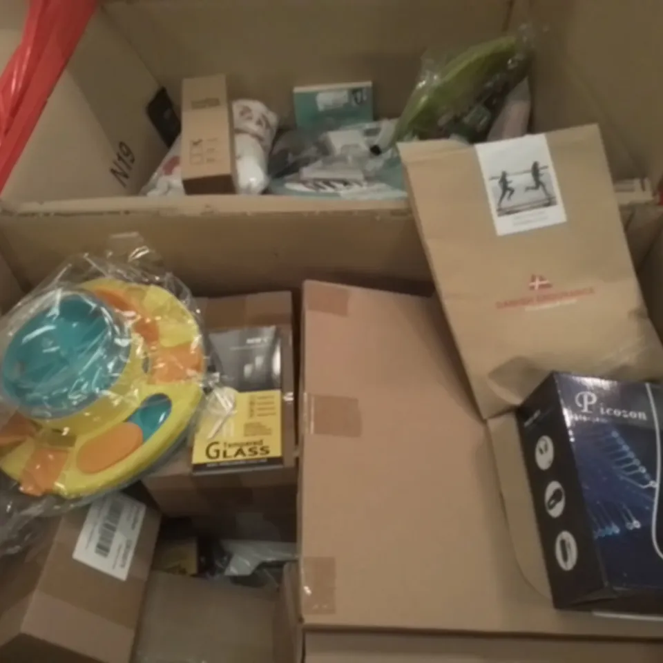 PALLET OF ASSORTED HOUSEHOLD ITEMS TO INCLUDE GAMING HEADPHONES, PET FEEDING STATION AND SEEDLING HEAT MATS
