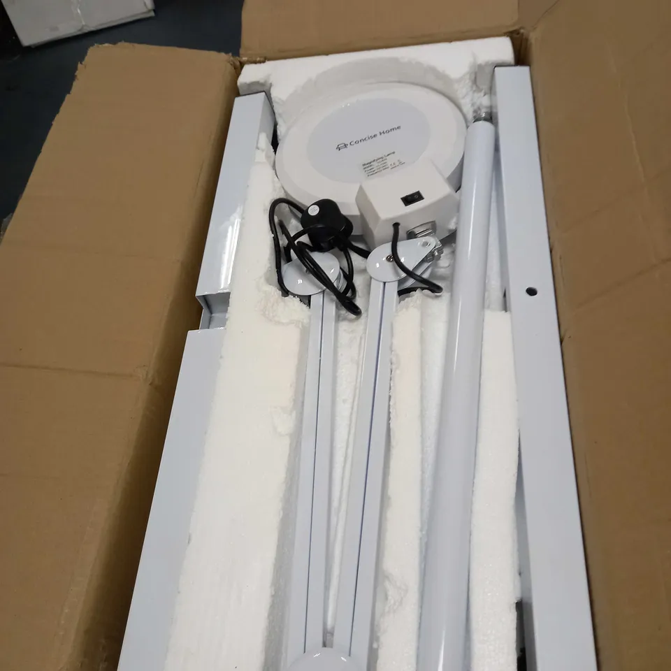 SANQIAO 5X MAGNIFYING VERTICAL LAMP FLOOR