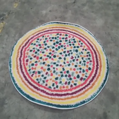 QUALITY DESIGNER AREA RUG - APPROXIMATELY 95X95CM