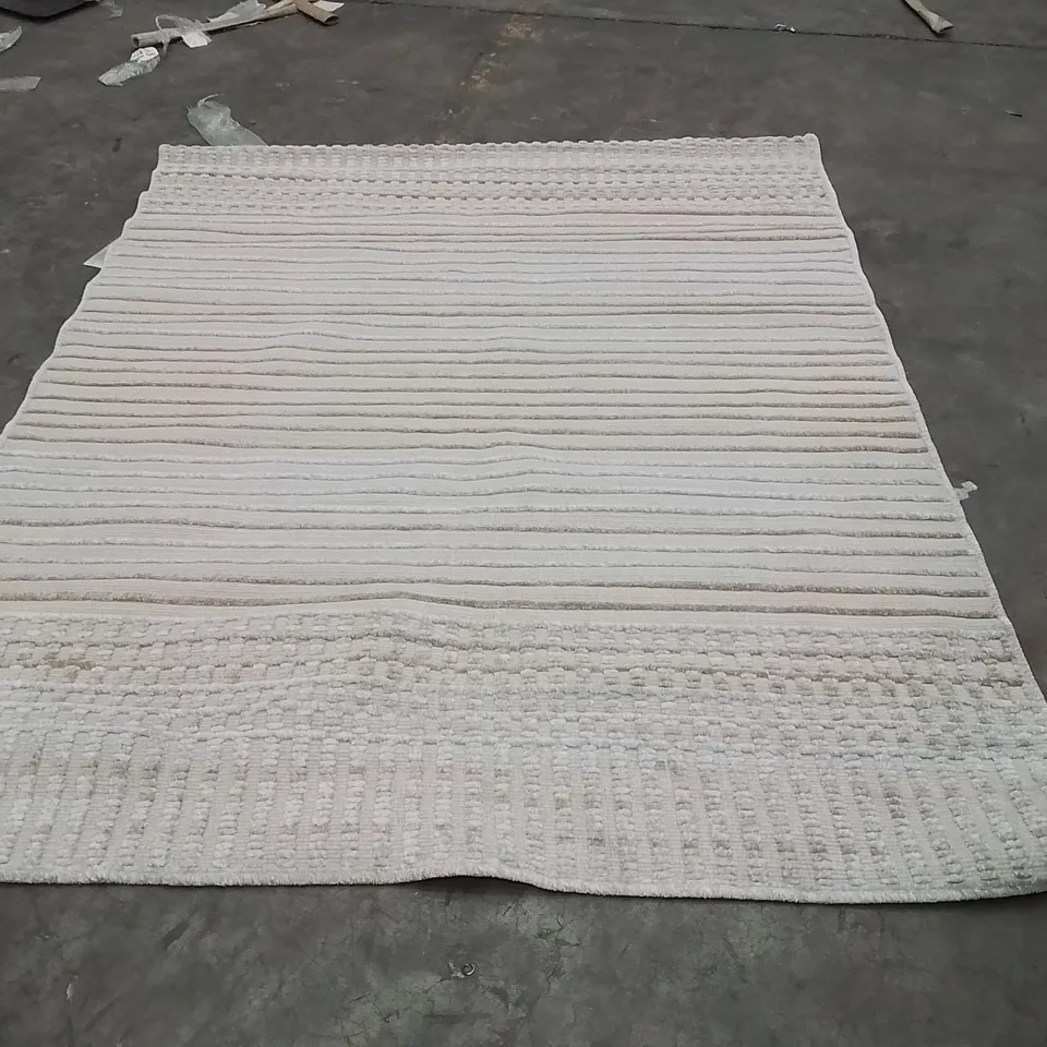 QUALITY DESIGNER AREA RUG - APPROXIMATELY 218X160CM