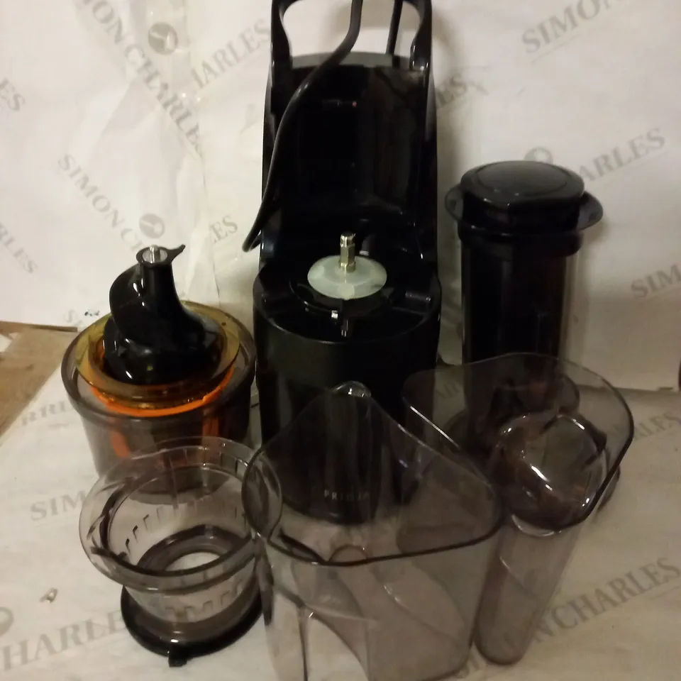FRIDJA MASTICATING JUICER - BLACK (F1900)