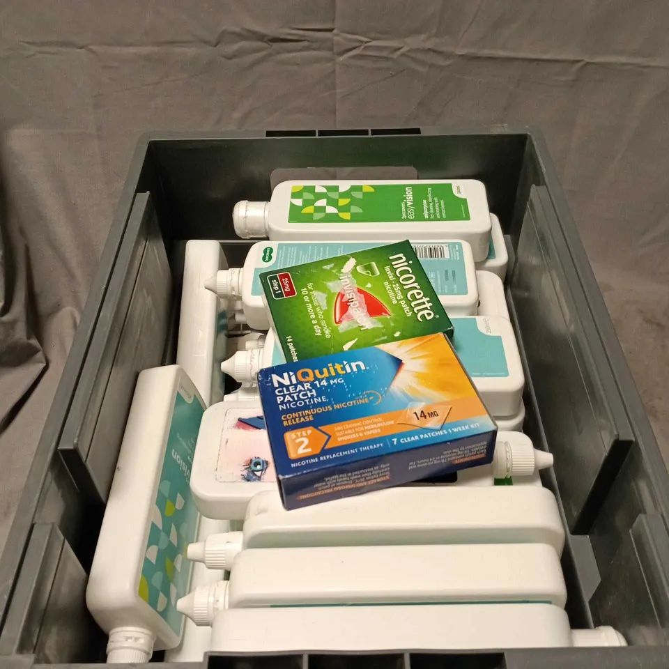 APPROXIMATELY 30 ASSORTED MEDICAL RELATED PRODUCTS TO INCLUDE SPECSAVERS CONTACT LENS CLEANSER, NICORETTE, NIQUITIN ETC