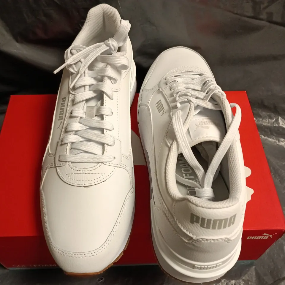 BOXED PUMA SOFT FOAM RUNNEWR V4 TRAINERS IN WHITE - UK 11