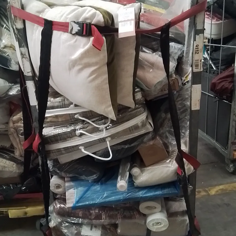 CAGE OF ASSORTED HOUSEHOLD GOODS AND PRODUCTS TO INCLUDE;PILLOWS,DUVET SHEET,CURTAIN POLE,CANVAS PRINT