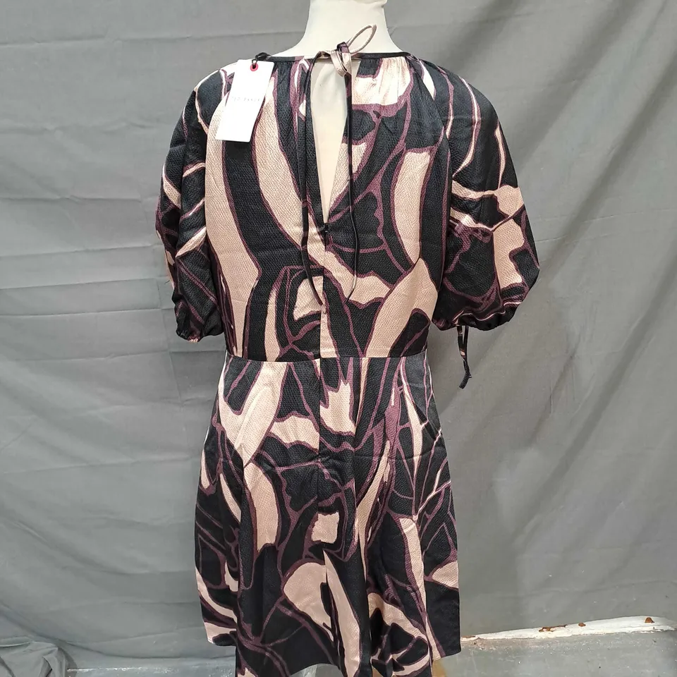 TED BAKE MIDI FIT AND FLARE DRESS WITH PUFF SLEEVES BLACK SIZE 3