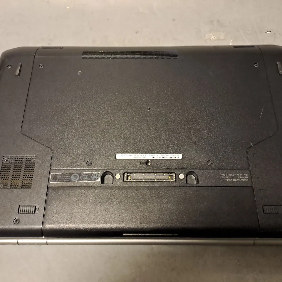 DELL LATITUDE E5520M LAPTOP 