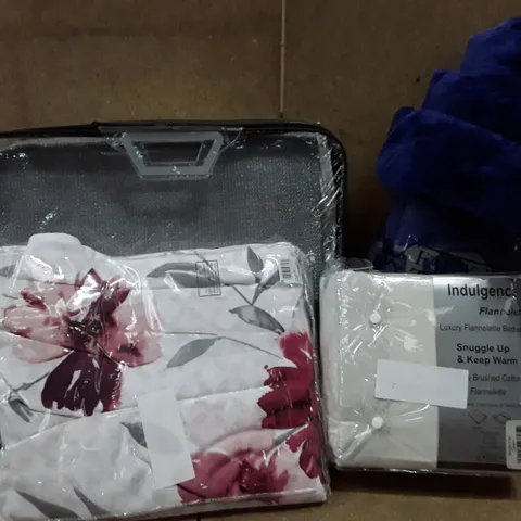 BOX TO CONTAIN AN ASSORTMENT OF ITEMS TO INCLUDE BEDDING, PILLOW CASES AND CURTAINS ECT 
