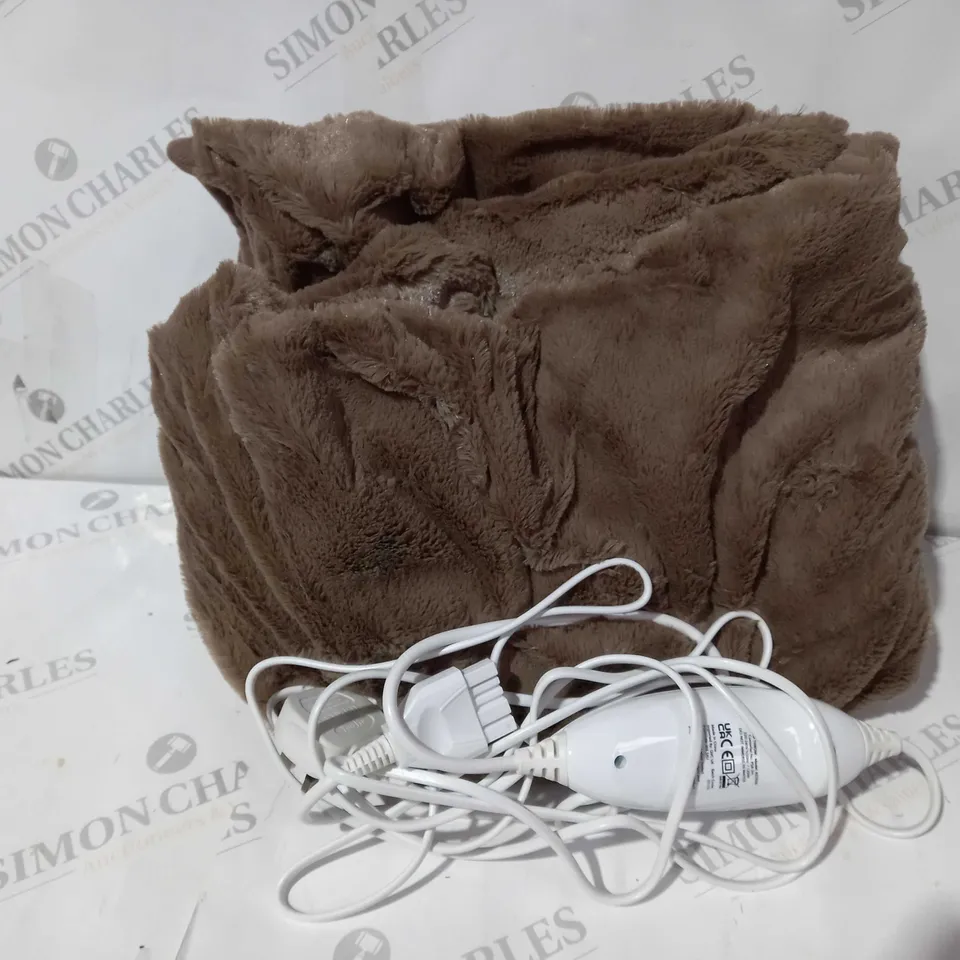 COZEE HOME VELVETSOFT HEATED THROW IN DARK TAUPE