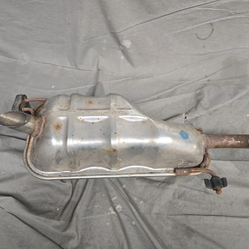 USED KIA CAR EXHAUST – RUSTY