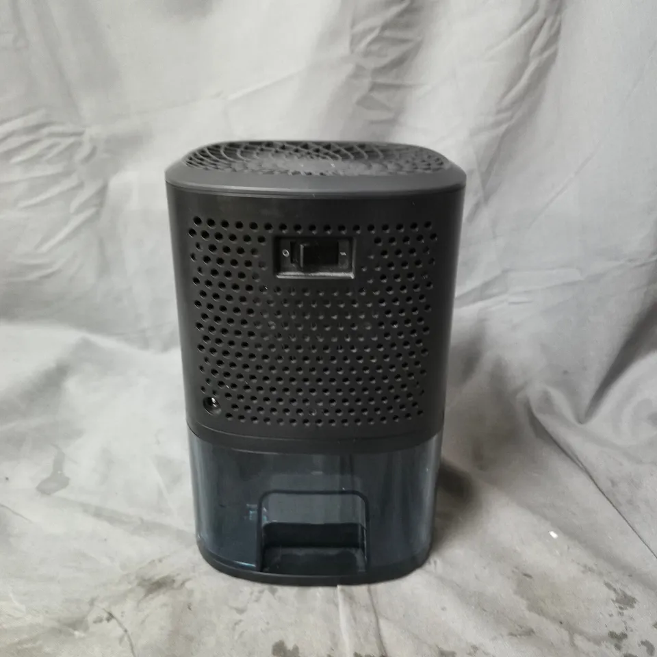 DURONIC COMPACT ECO-EFFICIENT DEHUMIDIFIER DH06, 0.8L CAPACITY