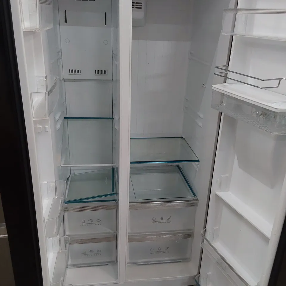 SWAN BLACK AMERICA STYLE FRIDGE FREEZER