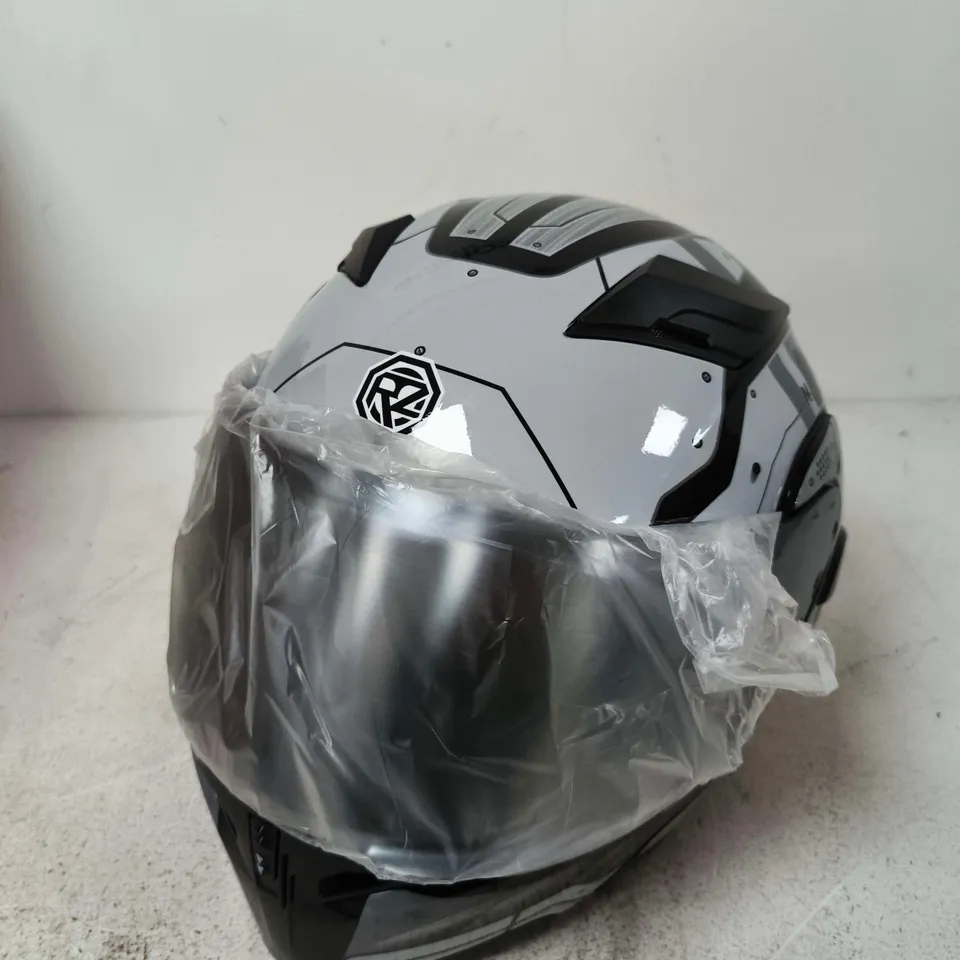 DOT CERTIFIED, XXL, WHITE/BLACK GEOMETRIC DESIGN MOTORCYCLE HELMET