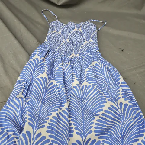 ABERCROMBIE & FITCH WOMEN'S BLUE & WHITE SMOCKED BODICE DRESS - X-SMALL
