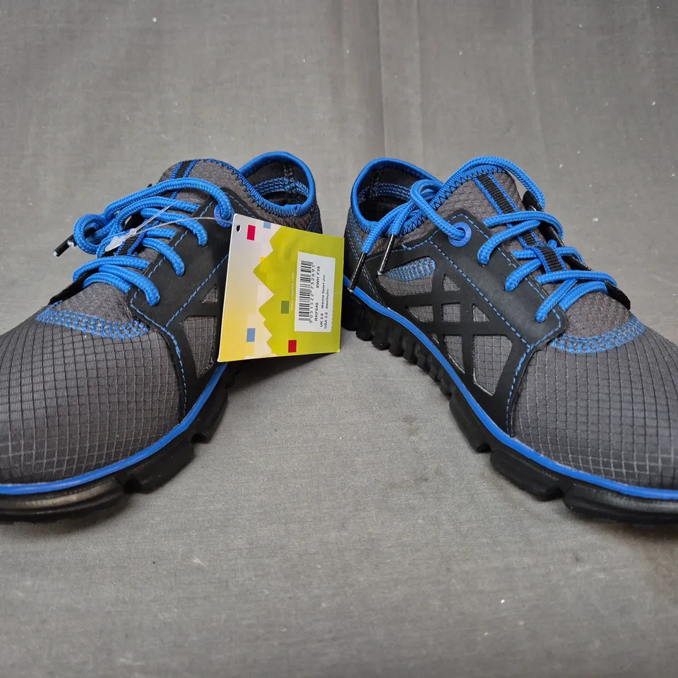 BOXED PAIR OF REGATTA KID'S MARINE SPORT JNR SHOES IN BLACK/GREY/BLUE UK SIZE 2.5