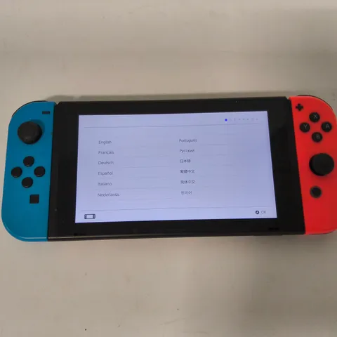UNBOXED NINTENDO SWITCH HAC-001 HANDHELD GAMING CONSOLE