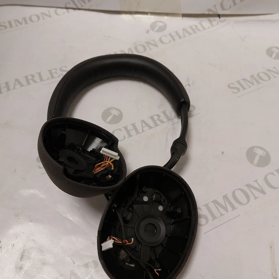 BOWERS & WILKINS PX7 WIRELESS OVER EAR HEADPHONES