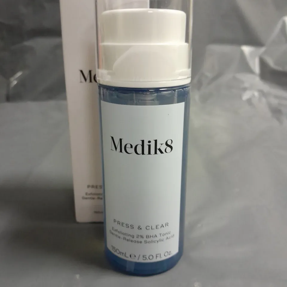 MEDIK8 PRESS AND CLEAR EXFOLIATING 2% BHA TONIC 150ML