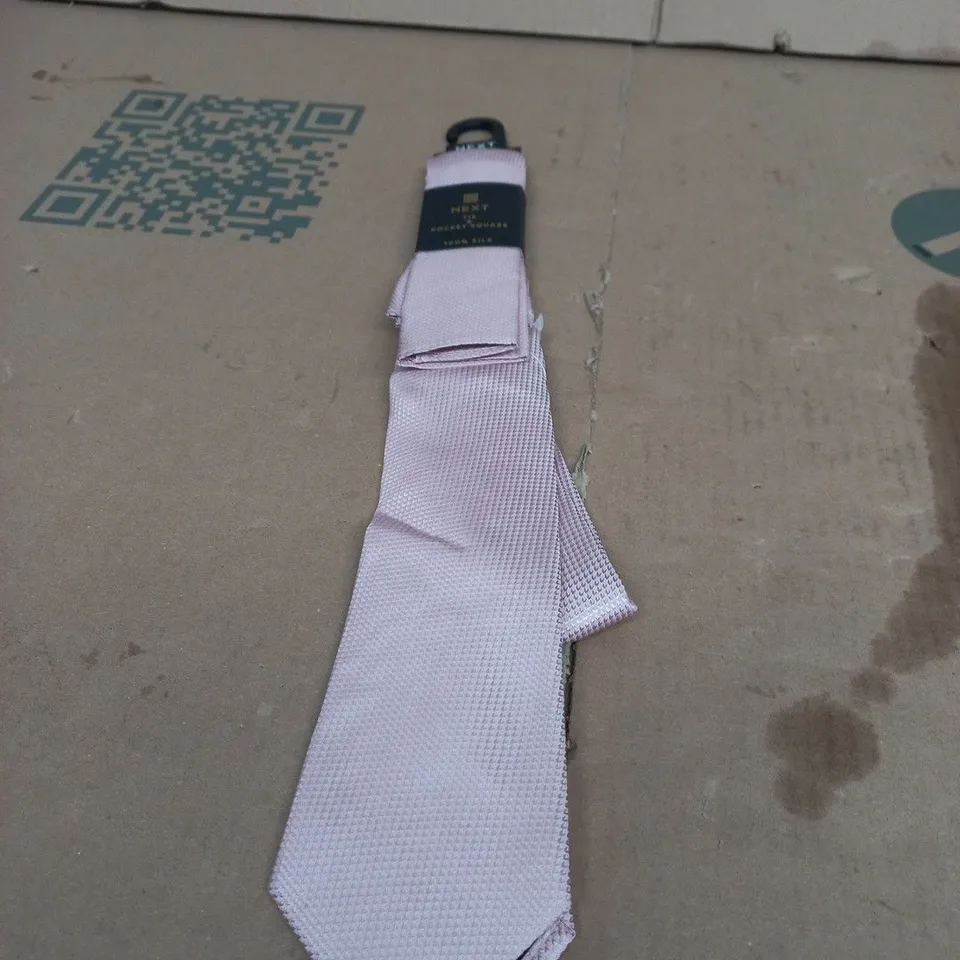 NEXT TIE & POCKET SQUARE – 100% SILK, PALE PINK