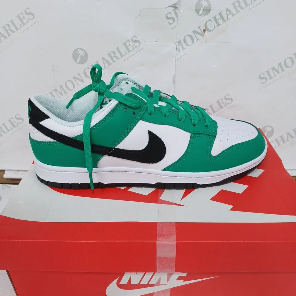 BOXED PAIR OF NIKE DUNK LOW TRAINERS - STADIUM GREEN, BLACK, WHITE / SIZE: 10 UK