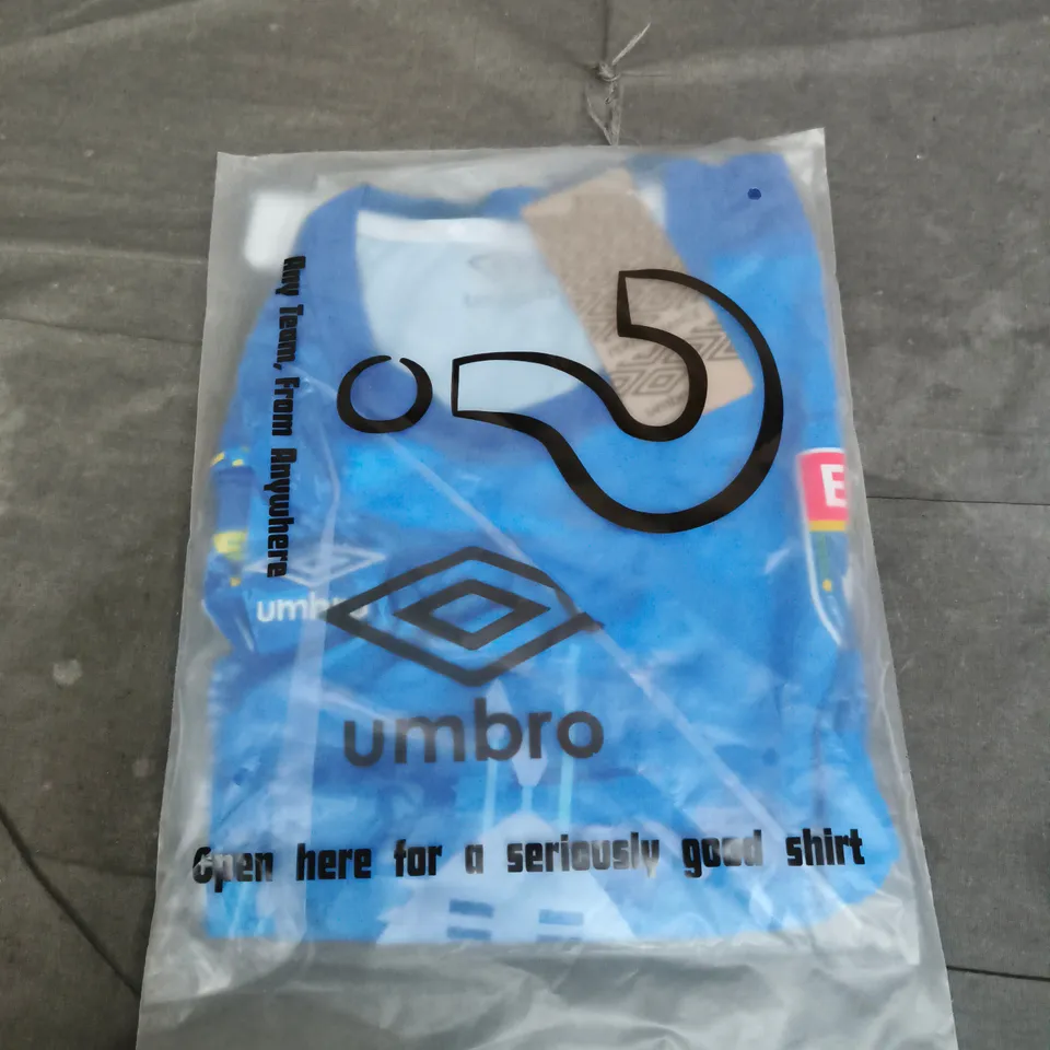 ESWATINI HOME 24/25 MEN'S FOOTBALL SHIRT – UK SMALL (S)