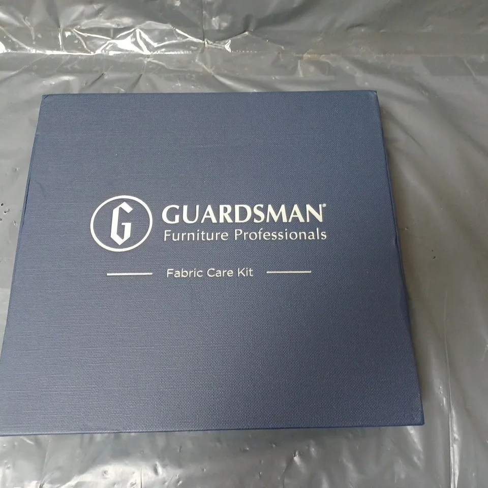 GUARDSMAN FABRIC CARE KIT