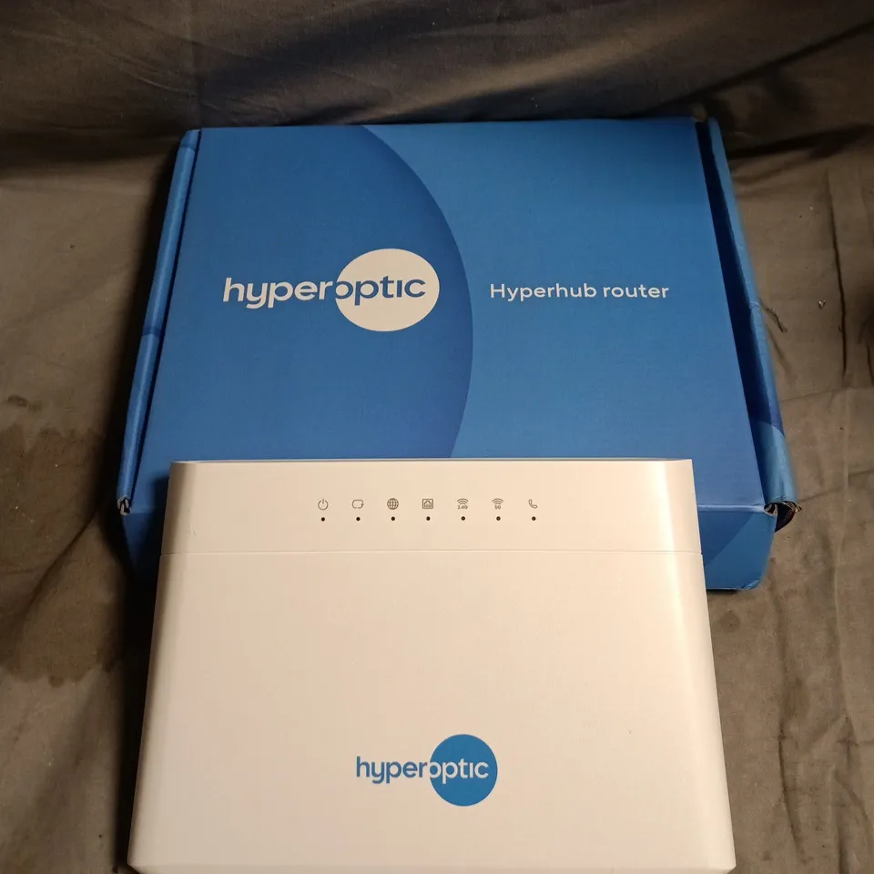 BOXED HYPERTIC HYPERHUB ROUTER