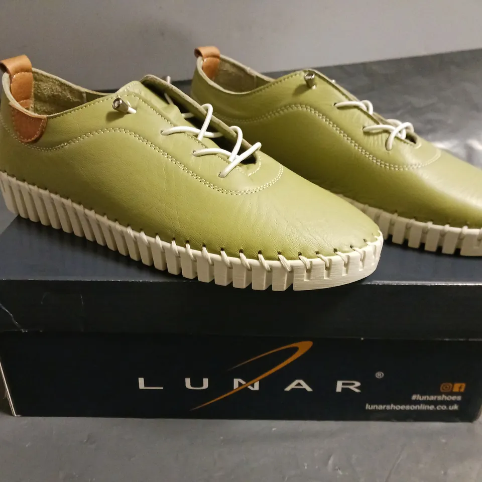 BOXED PAIR OF LUNAR SHOES IN GREEN UK SIZE 4