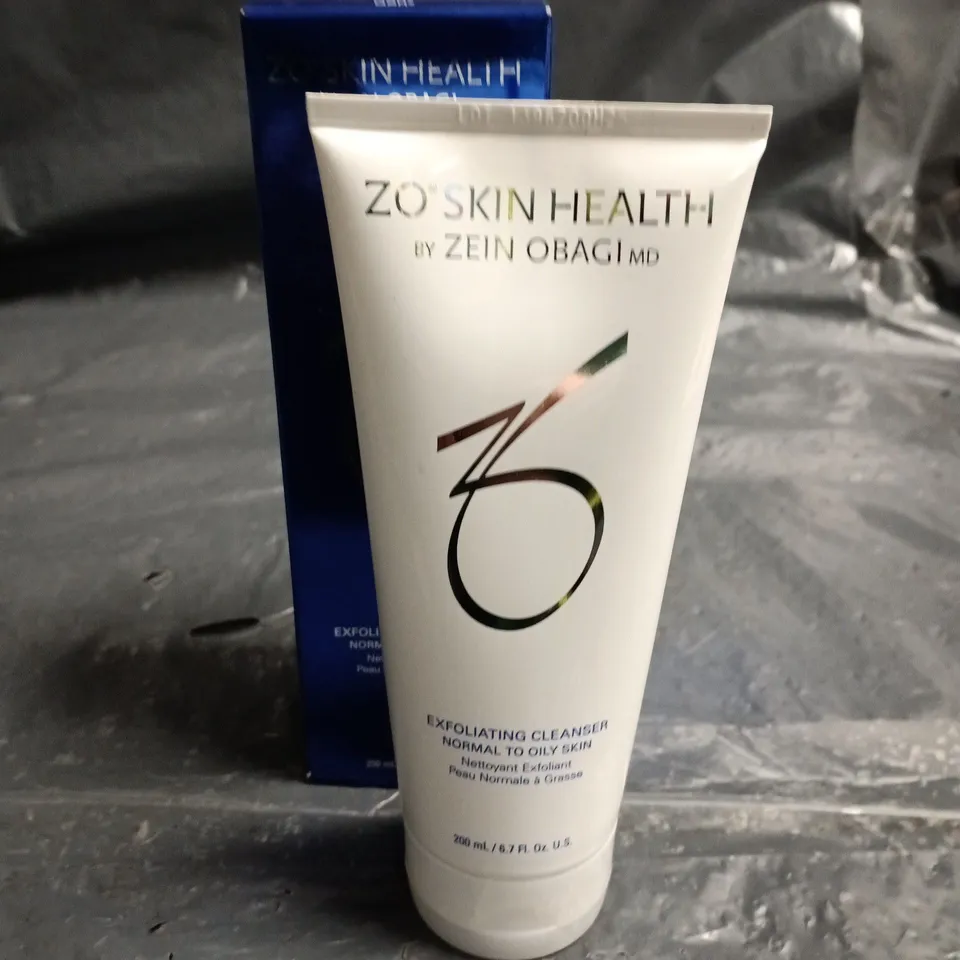 ZO SKIN HEALTH BY ZEIN OBAGI EXFOLIATING CLEANSER FOR NORMAL TO OILY SKIN 200ML