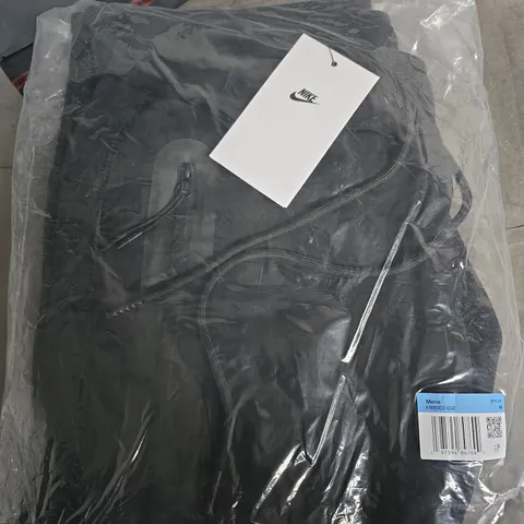 Nike Men's Black joggers – Tag Attached