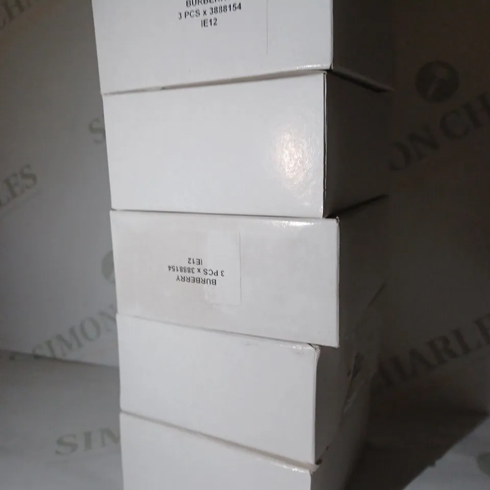 LOT OF APPROX 15 BURBERRY SHEER EYE SHADOWS - 02 TRENCH 