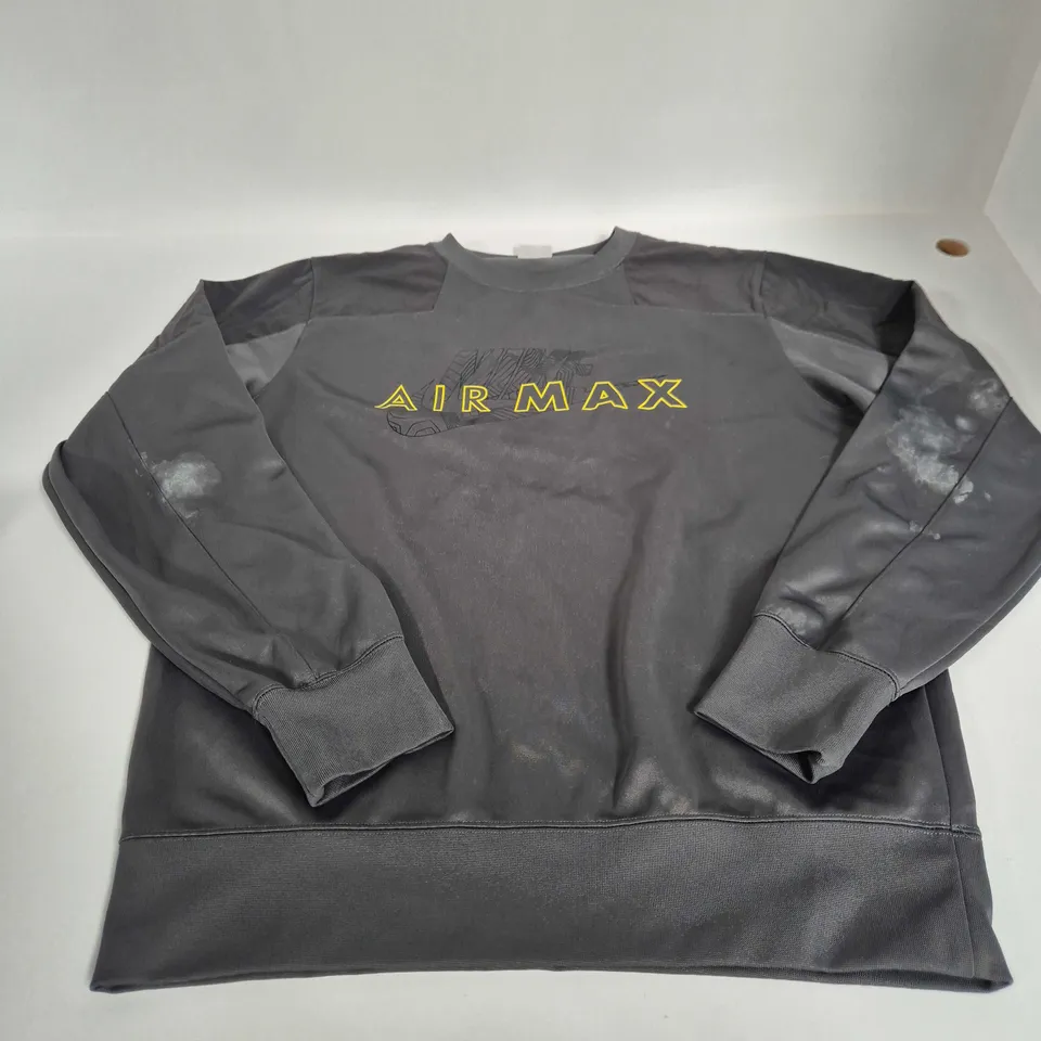 NIKE AIR MAX JUMPER SIZE M