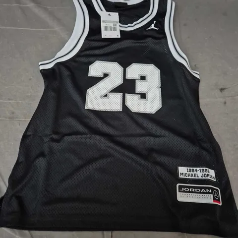 JORDAN BASKETBALL JERSEY – MICHAEL JORDAN 23, BLACK MESH – SIZE XS