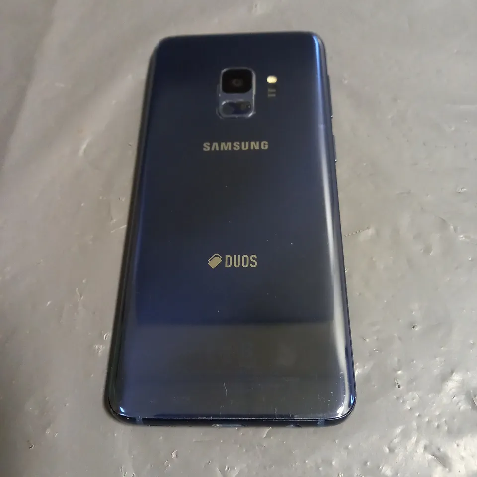 SAMSUNG GALAXY S9 SMARTPHONE IN BLUE