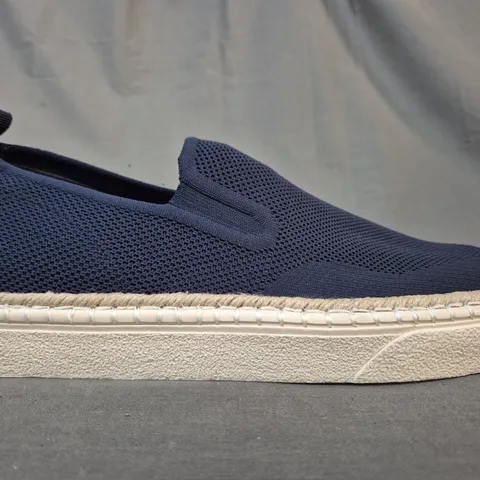 PAIR OF ZARA SLIP-ON SHOES IN NAVY EU SIZE 41