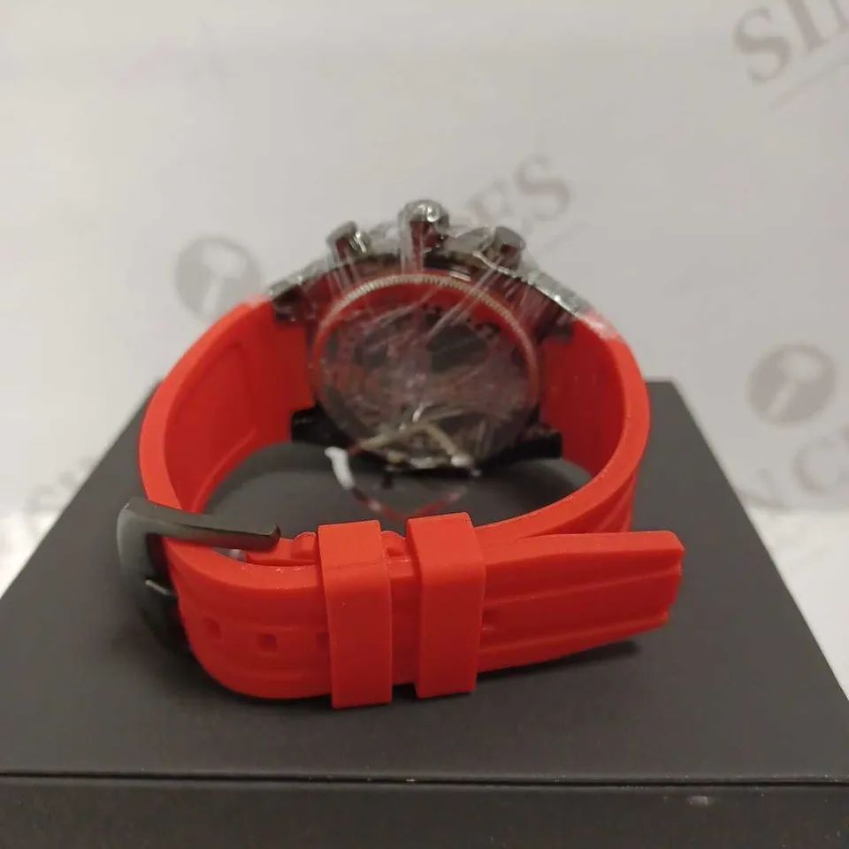 RUCKSTUHL TRIPLE DIAL RUBBER STRAP WRISTWATCH